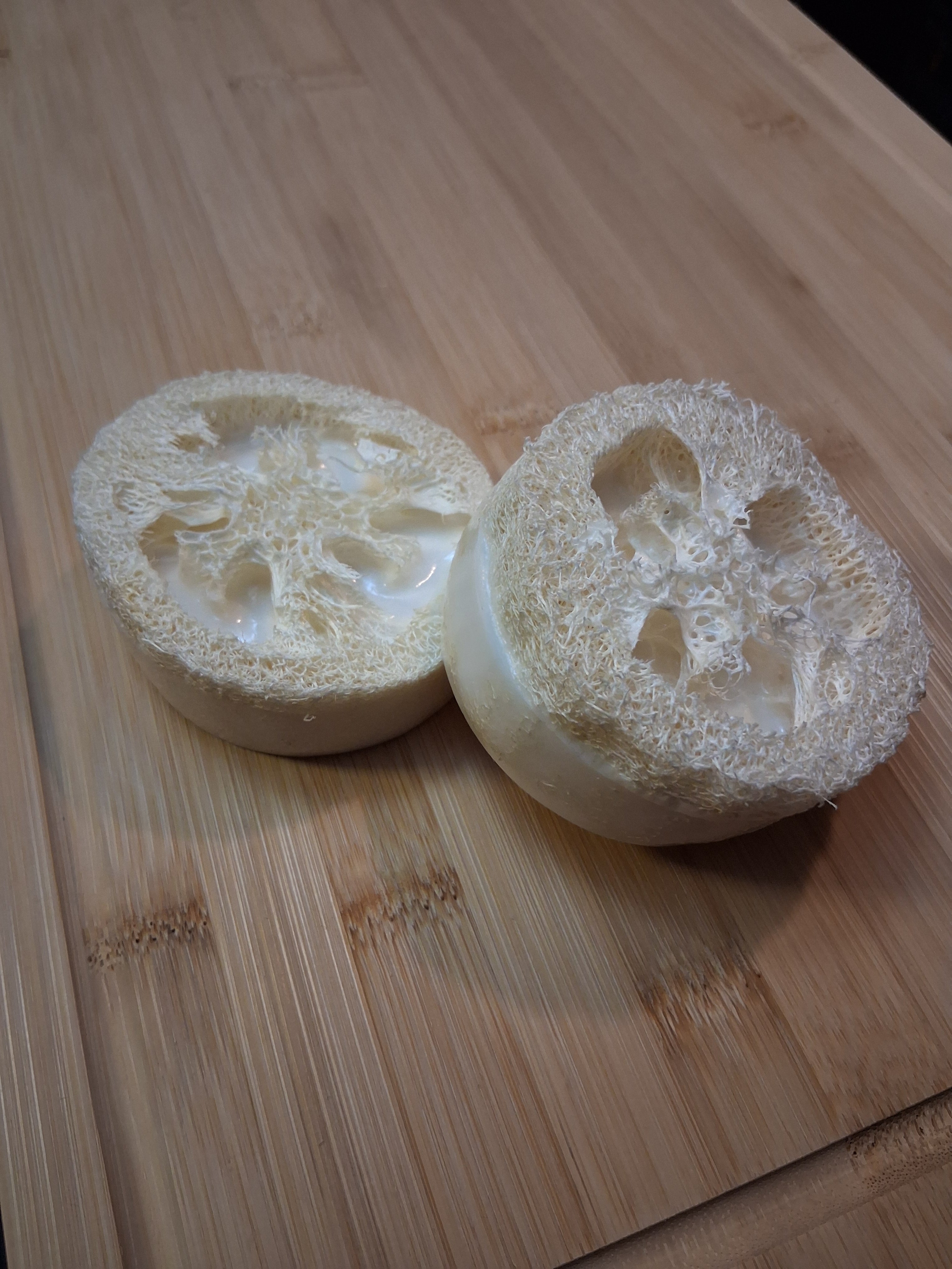 Magnesium Loofah Bars