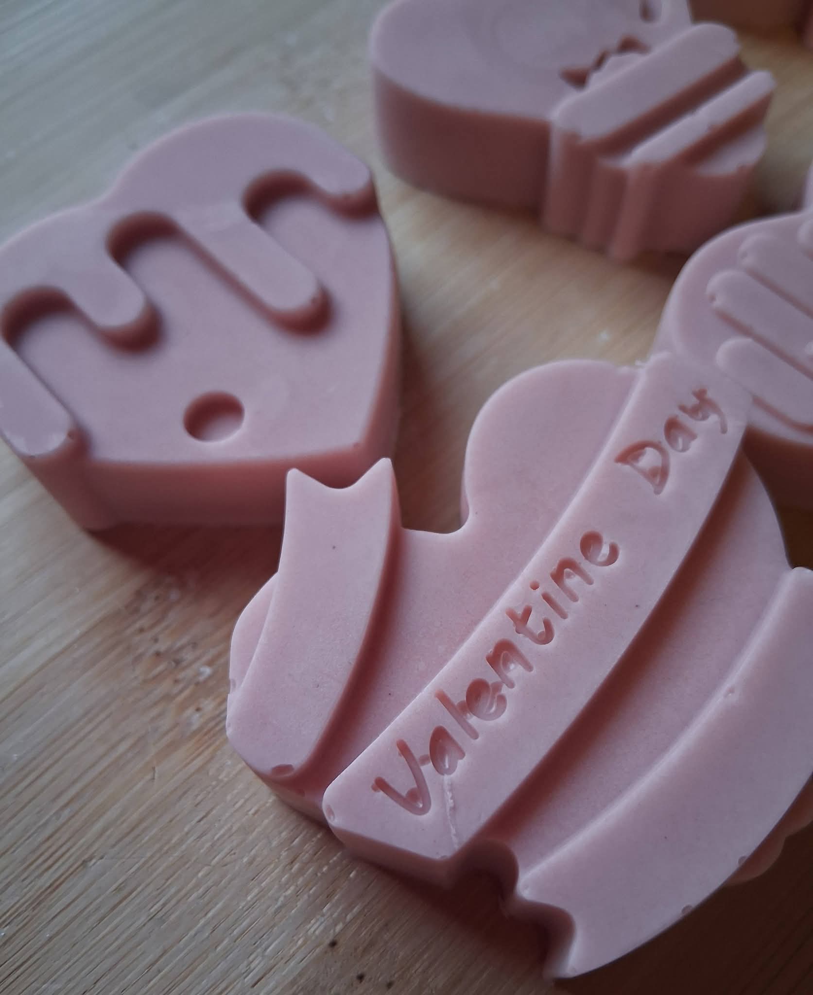 6 Pack Cherry Vanilla Goatmilk Hearts