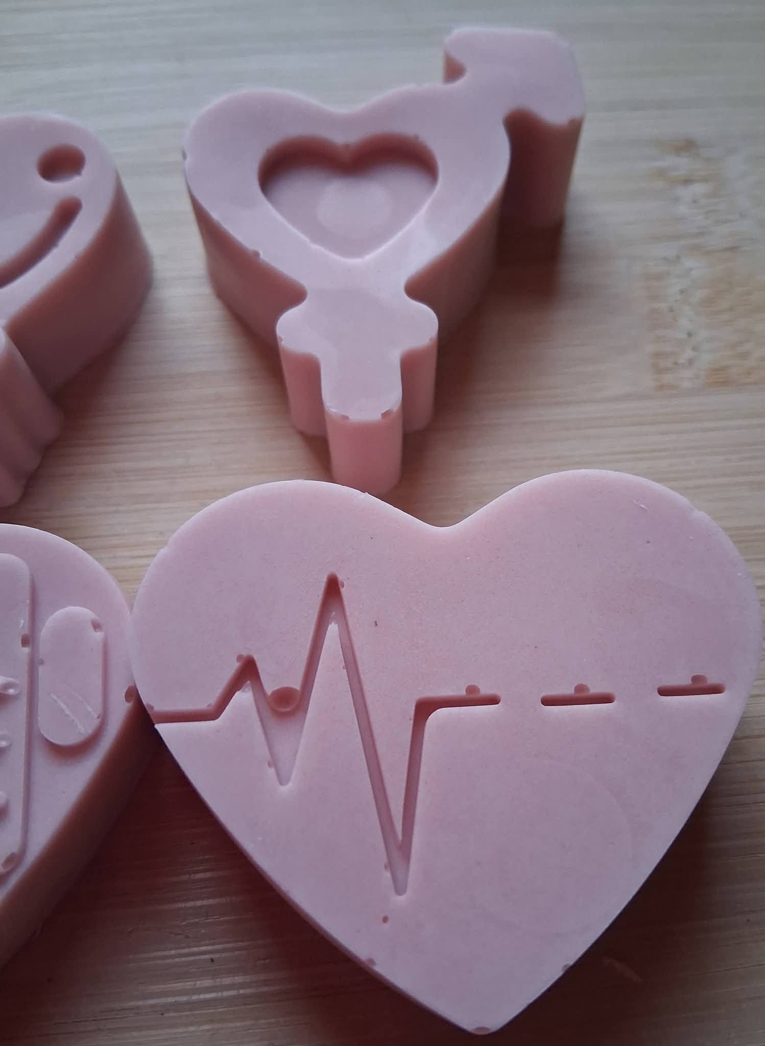 6 Pack Cherry Vanilla Goatmilk Hearts